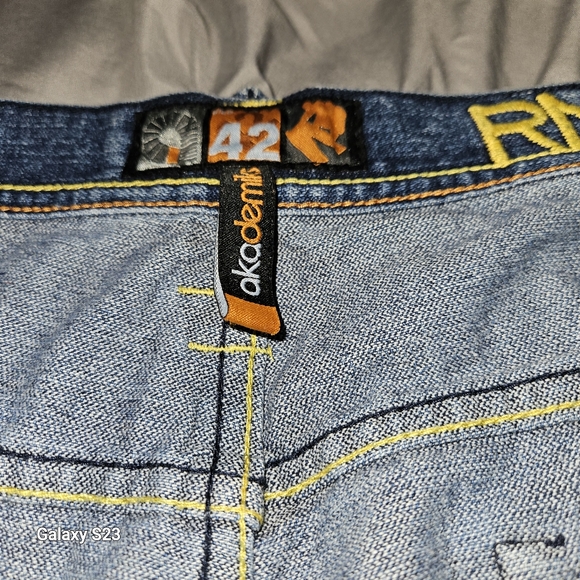 Akademiks Jeanius Recordings vintage 90's era denims - Picture 4 of 8